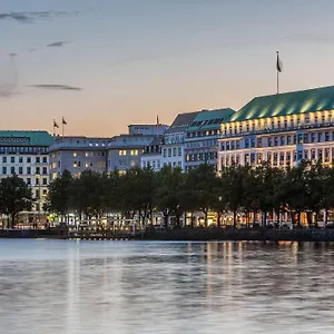 Fairmont Vier Jahreszeiten Otel